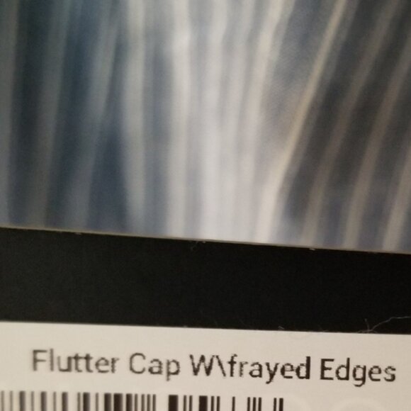 Doe  Rae flutter cap sleeve frayed edge top - Picture 5 of 9